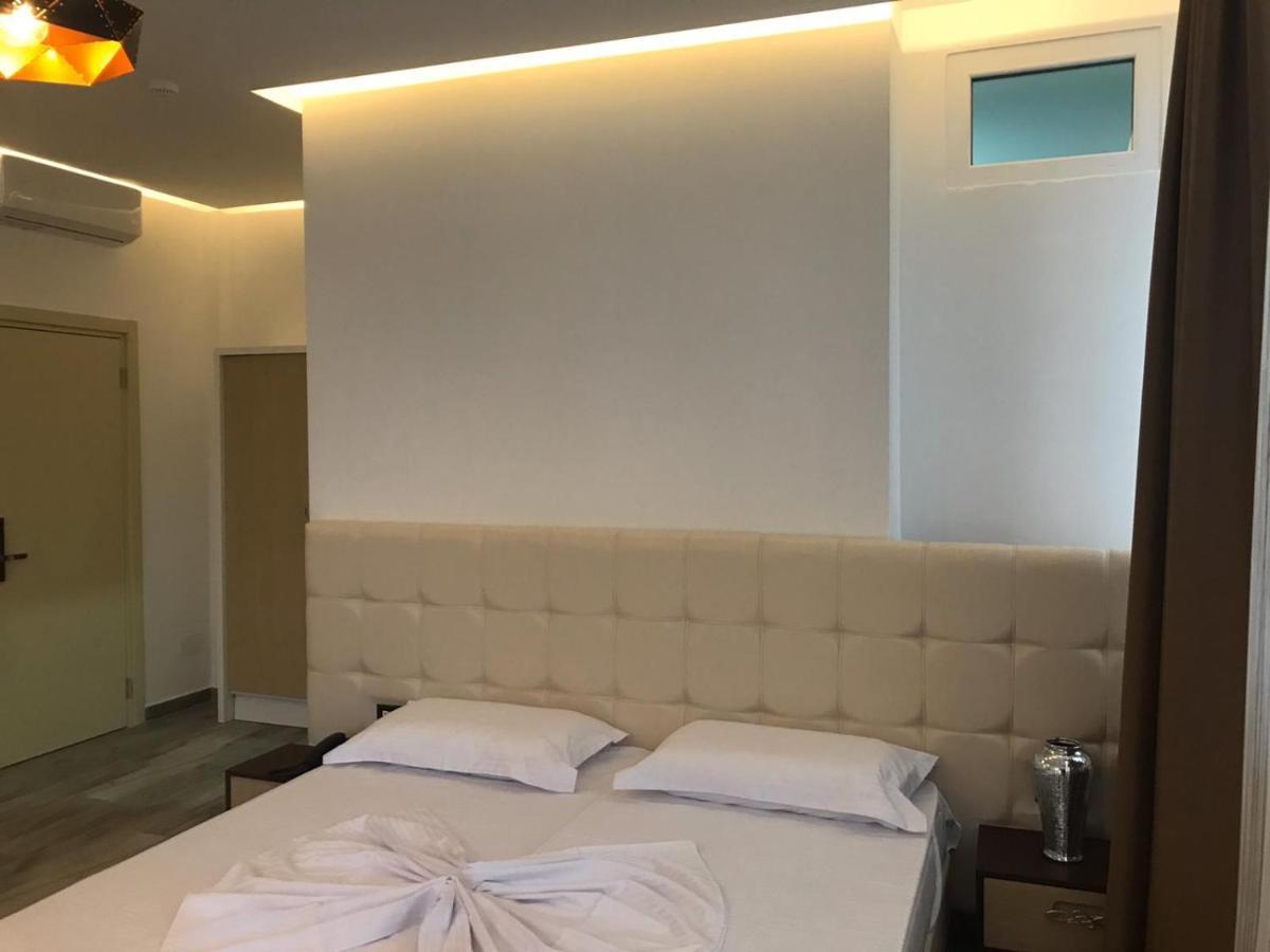 Mille Amici Hotel Shëngjin Zewnętrze zdjęcie