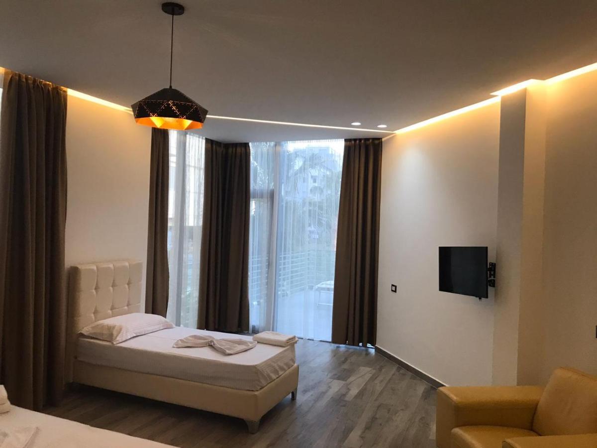 Mille Amici Hotel Shëngjin Zewnętrze zdjęcie