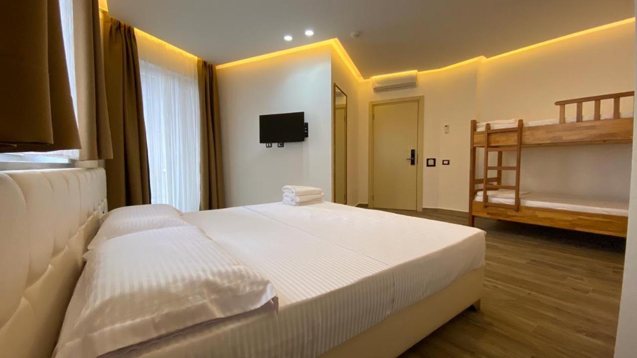 Mille Amici Hotel Shëngjin Zewnętrze zdjęcie