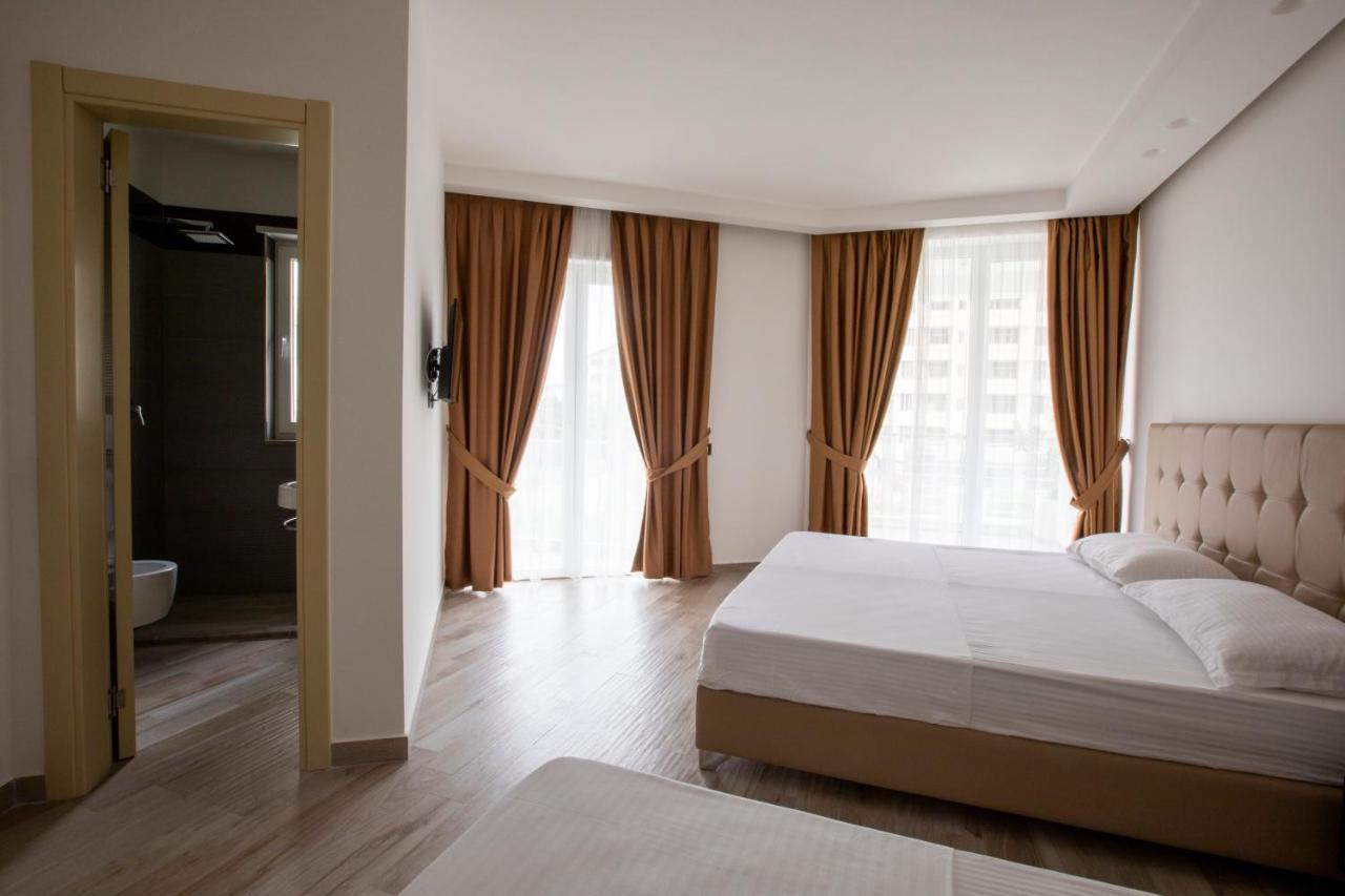 Mille Amici Hotel Shëngjin Zewnętrze zdjęcie